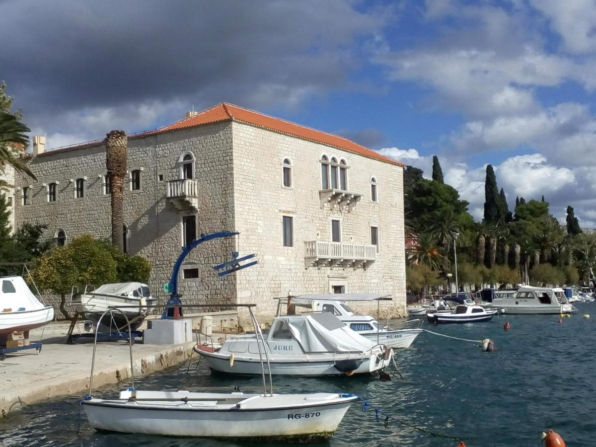 Old School Apartment Kastela Dış mekan fotoğraf